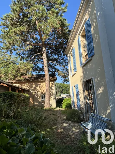 Traditional house in Le Port-Marly (78560)