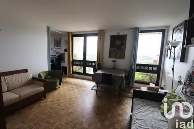 Appartement à CRETEIL (94000)