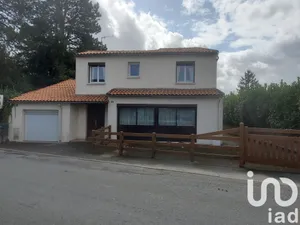 House in Saint-Pierre-du-Chemin (85120)
