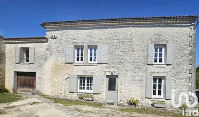 Maison de ville à Pons (17800)