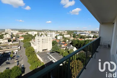 Apartment in Longjumeau (91160)