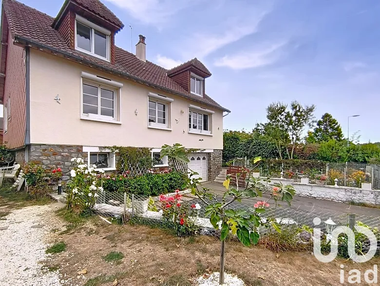 Maison 6 pièces 122 m² · à L'Aigle · 122 m² · 194 000 €