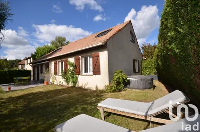 Maison traditionnelle à Voisins-le-Bretonneux (78960)