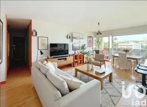 Apartment at Thiais (94320)