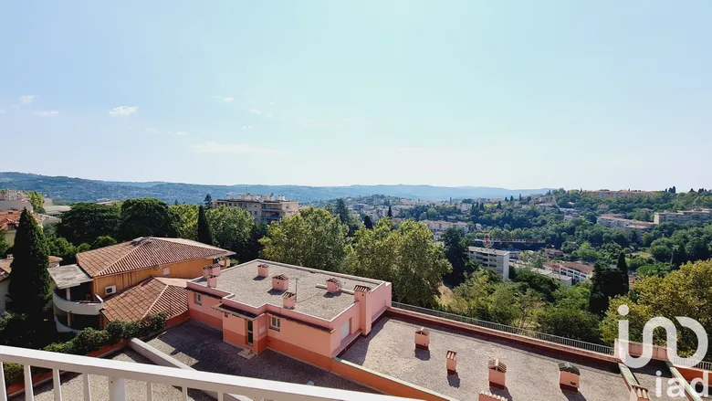 Appartement 3 pièces 64 m² · à Grasse · 64 m² · 190 000 €
