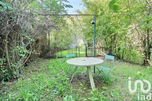 Maison de village à Montbrun-les-Bains (26570)