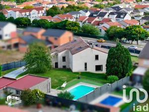 Architectural house in Vitry-sur-Orne (57185)