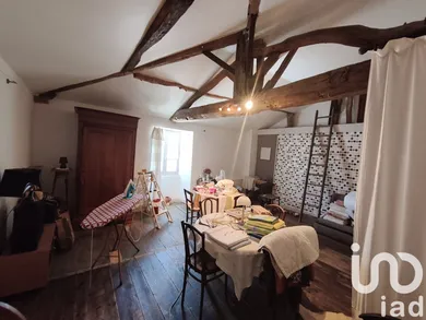 Traditional house in La Peyratte (79200)