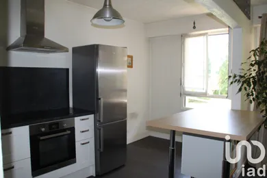 Apartment in Mantes-la-Jolie (78200)