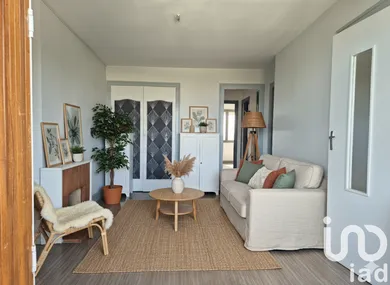 Apartment at Bordeaux (33300)