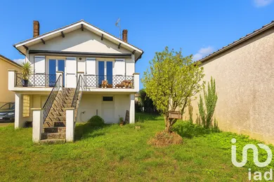House at Montendre (17130)