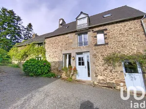 Village house in Pleine-Fougères (35610)