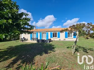 Traditional house at Archingeay (17380)