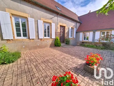 Maison à Châtel-de-Neuvre (03500)