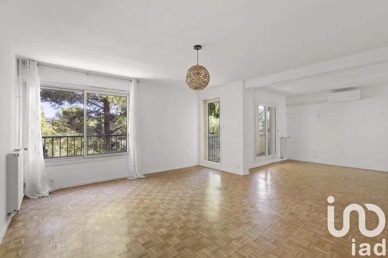 Appartement 5 pièces 102 m² · à Aix-en-Provence · 102 m² · 375 000 €