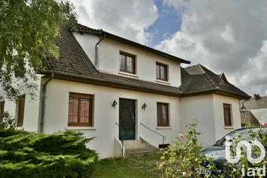 Maison traditionnelle à Breteuil (60120)