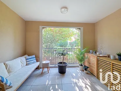 Apartment at Allauch (13190)