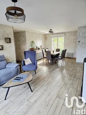 Maison traditionnelle à La Chapelle-des-Marais (44410)