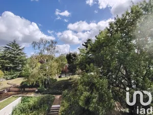 Apartment at Les Ulis (91940)