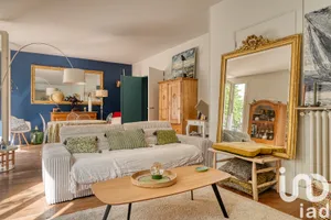 Apartment at Neuilly-sur-Seine (92200)