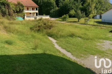 Building plot in Saint-Clair-de-la-Tour (38110)