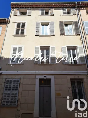 Appartement à Cuers (83390)