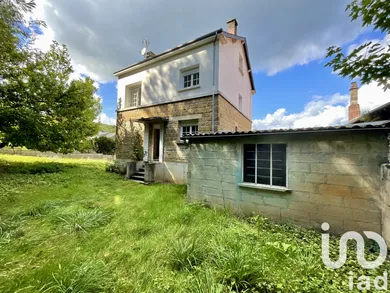 Maison de village à Neufmanil (08700)