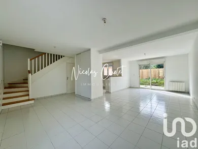House in Saint-Lambert-la-Potherie (49070)