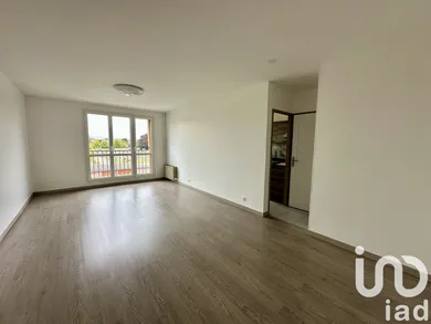 Apartment at Brou-sur-Chantereine (77177)