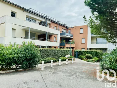 Apartment in Castanet-Tolosan (31320)