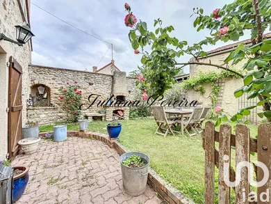 House in Mézières-sur-Seine (78970)