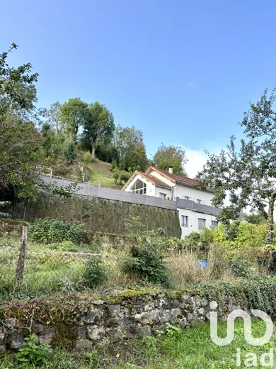 Townhouse at Saint-Flour (15100)