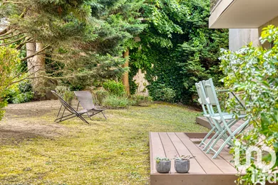 Apartment at Le Pecq (78230)