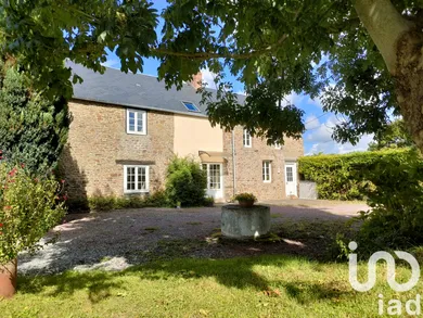 Park home at Bacilly (50530)