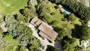 Maison de campagne à Lussan (30580)