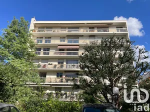 Apartment at Saint-Maur-des-Fossés (94100)