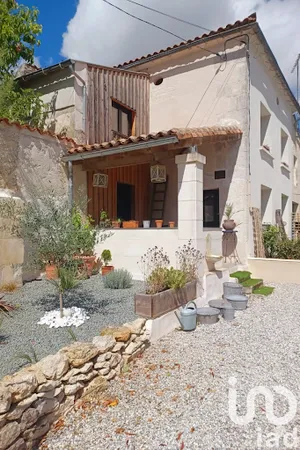 Maison à Bourg Charente (16200)