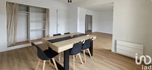 Appartement à Parentis-en-Born (40160)