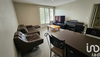 Apartment in Nantes (44300)