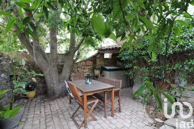 Village house in Puget-Ville (83390)