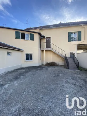 Apartment at La Chapelle-en-Serval (60520)