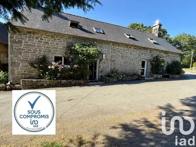 Longere at Ploërdut (56160)