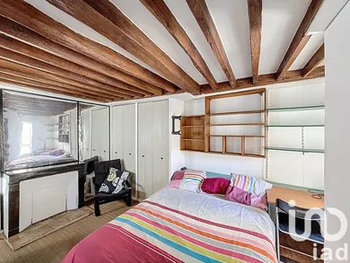 Studio in Paris (75002)