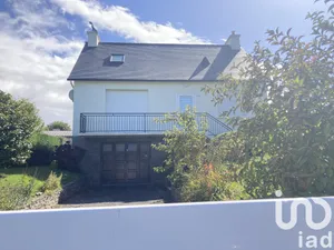 House at LE QUILLIO (22460)