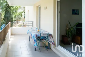 Apartment at Aix-en-Provence (13100)