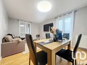 Apartment at Les Mureaux (78130)