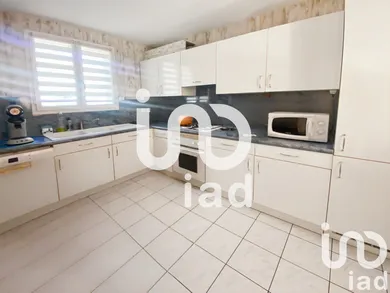 Maison de ville à Combs-la-Ville (77380)