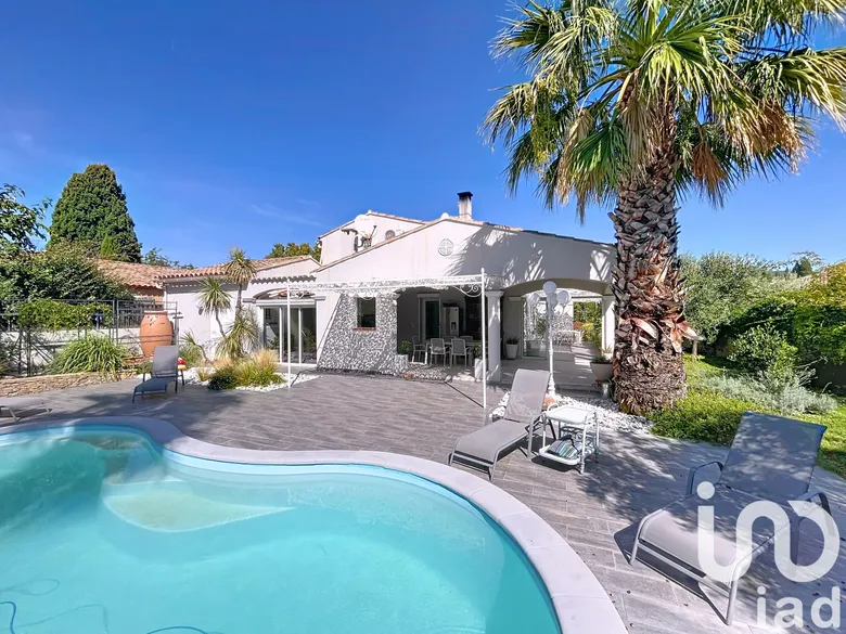 Maison 6 pièces 160 m² · à Le Castellet · 160 m² · 750 000 €