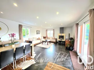 House at Les Abrets (38490)