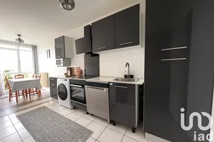 Apartment in Plaisir (78370)